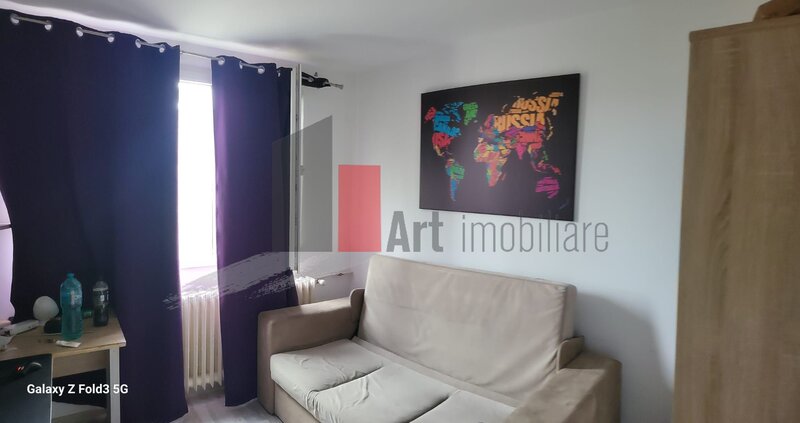 Trapezului Apartament 3 camere decomandat