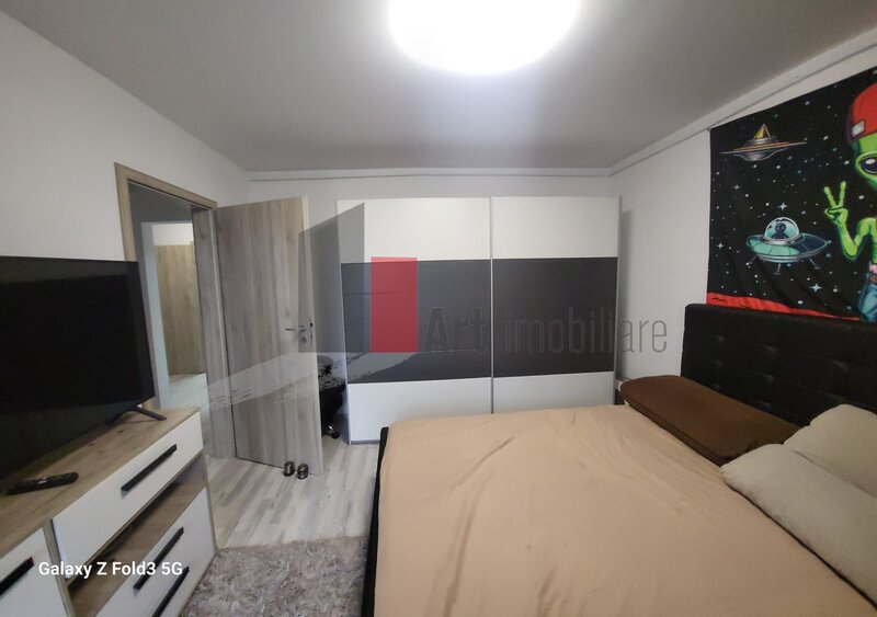 Trapezului Apartament 3 camere decomandat