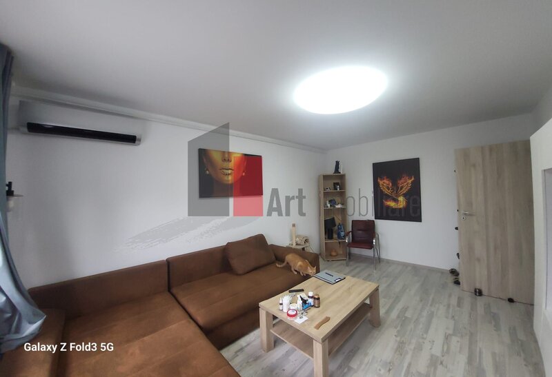 Trapezului Apartament 3 camere decomandat
