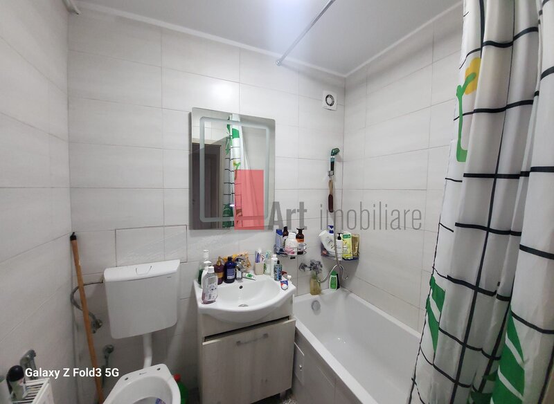 Trapezului Apartament 3 camere decomandat